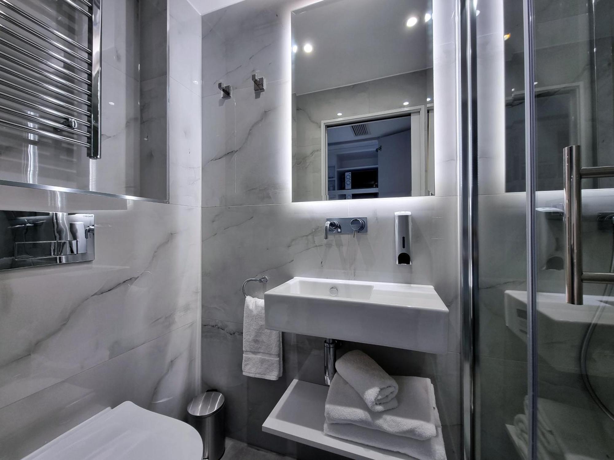 Nox Kensington Gardens Aparthotel London Bagian luar foto