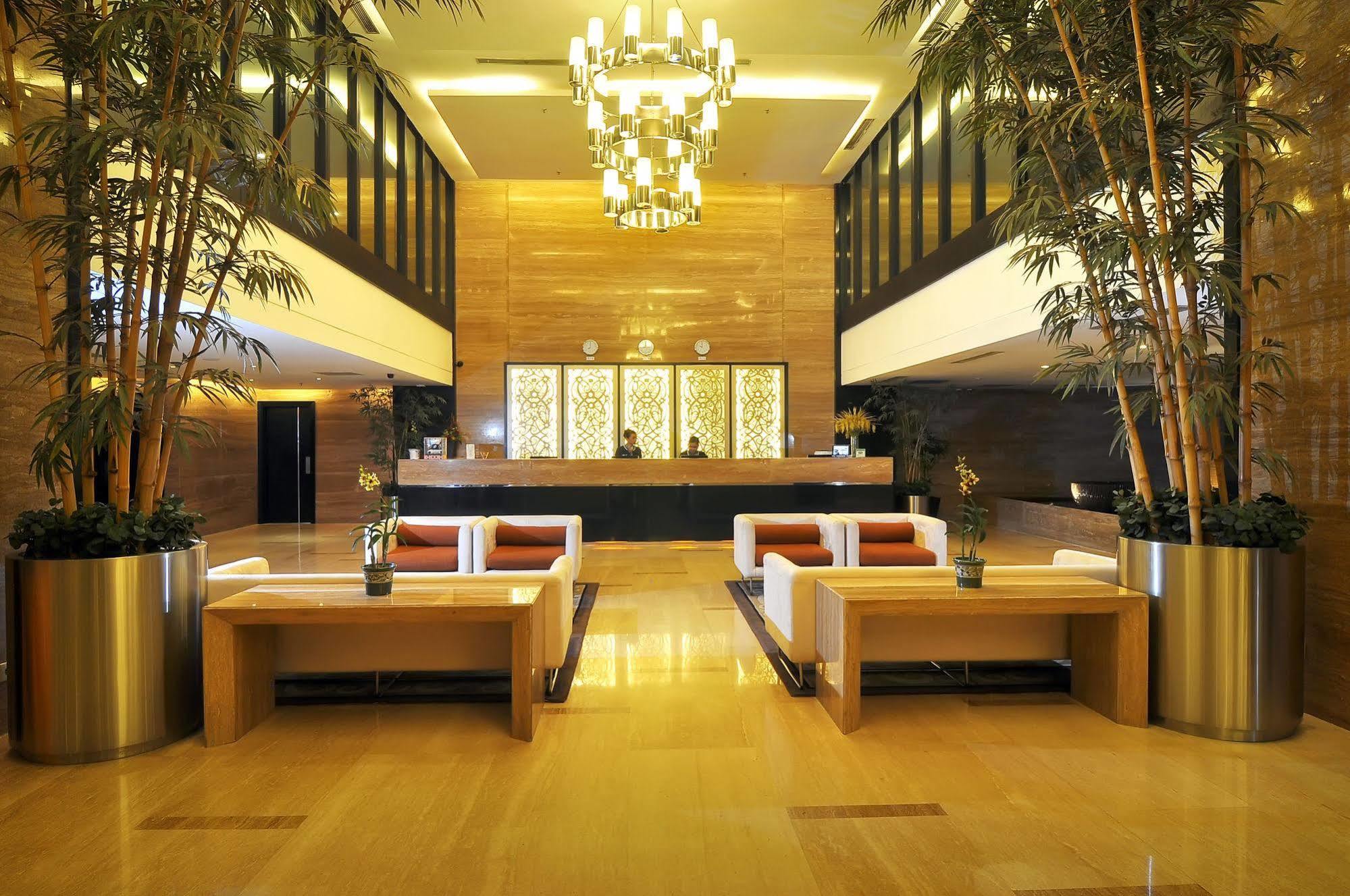 Nox Kensington Gardens Aparthotel London Bagian luar foto